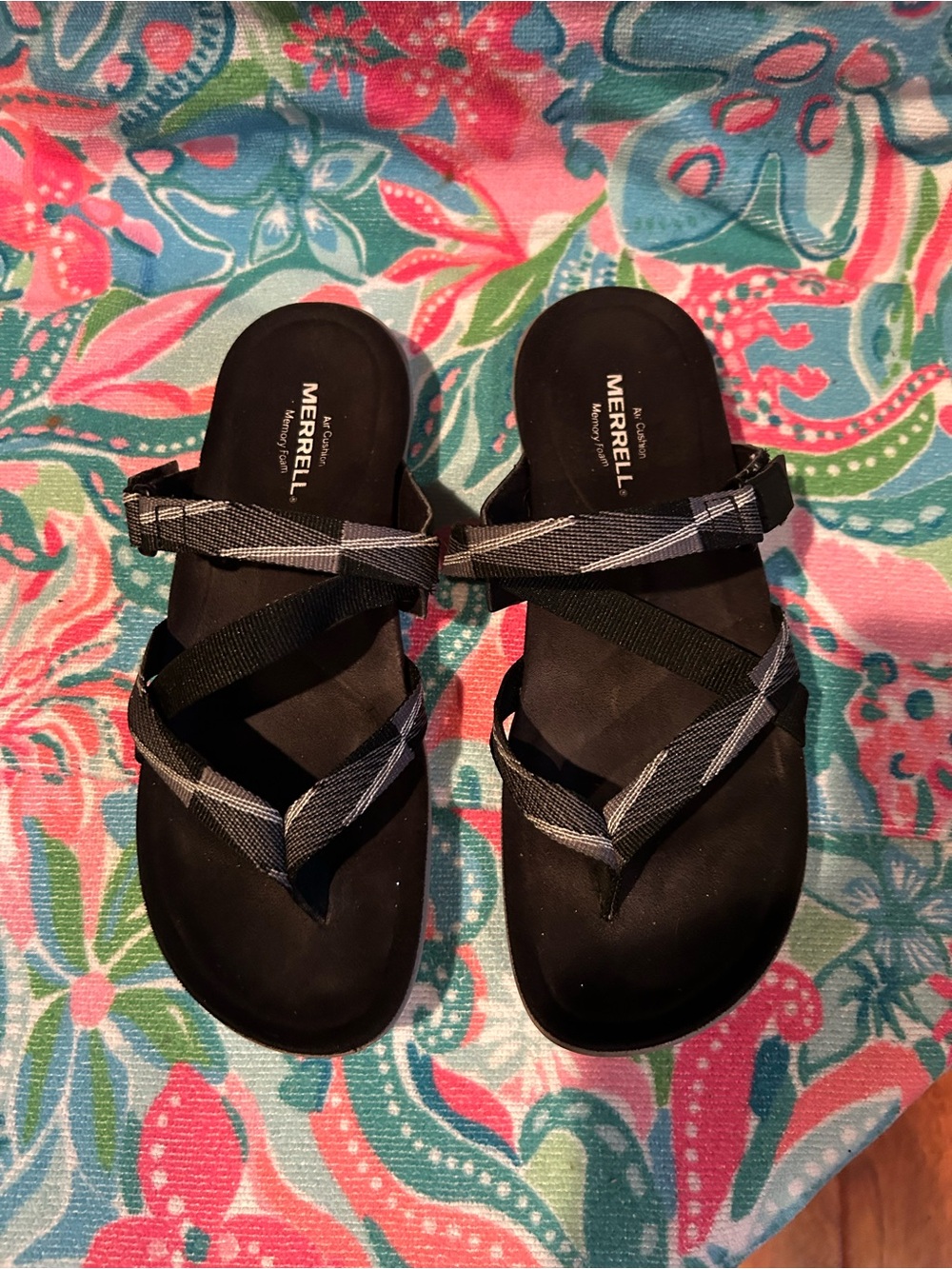 Merrell sandals. - Picture 2 of 4
